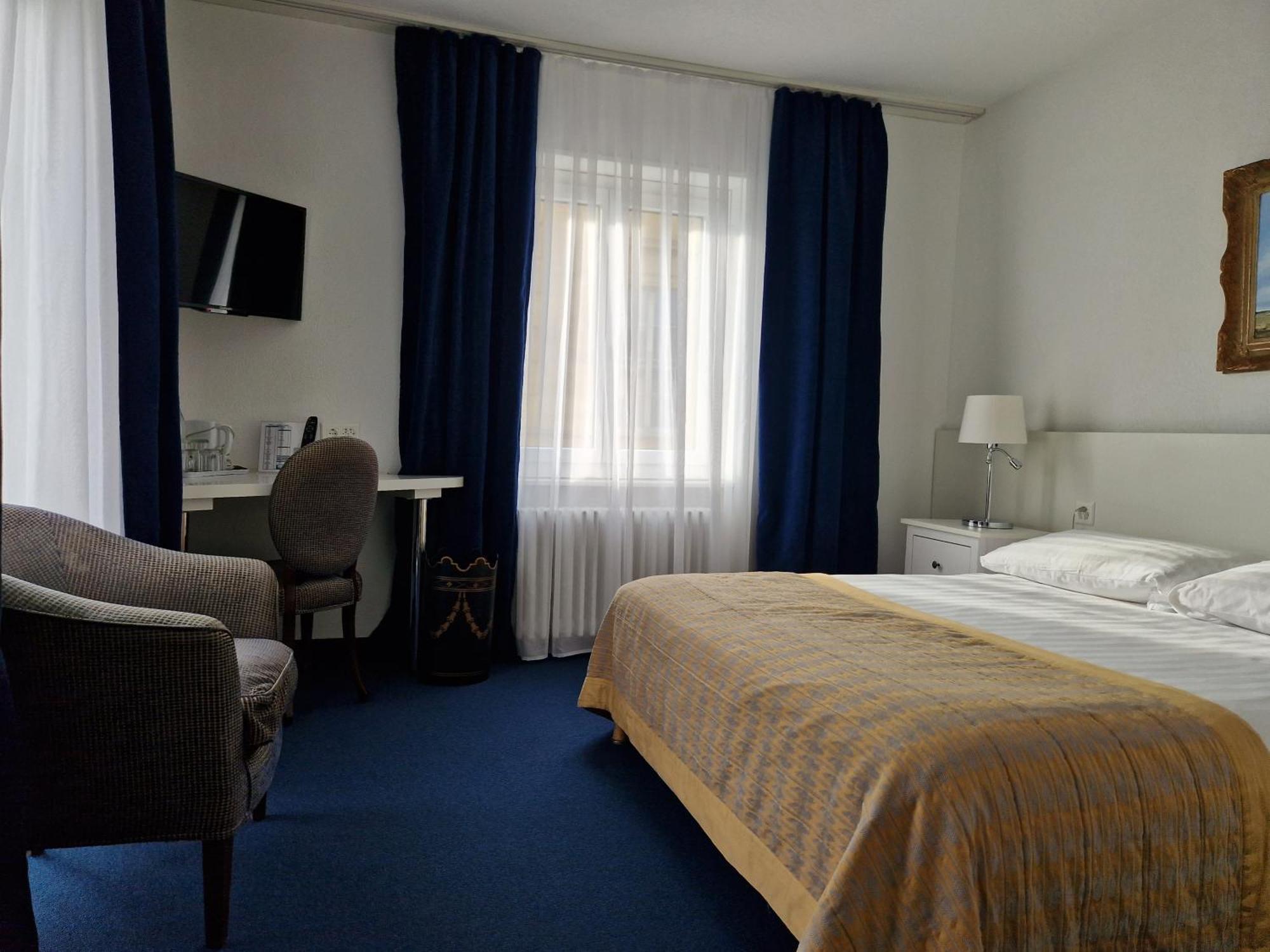 Touring au Lac Hotel Neuchatel Ngoại thất bức ảnh